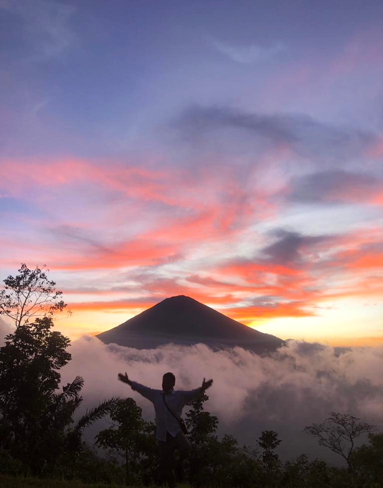 Lahangansweet Dusun Gulinten Tempat yang indah Mempesona melihat matahari Terbenam 